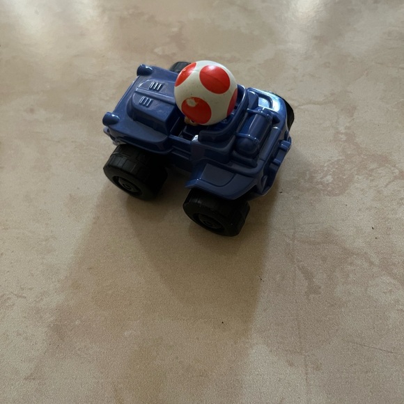 Princess and Toad Racer Toy Car Set - Picture 6 of 11